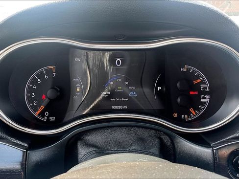 Used 2014 Jeep Grand Cherokee Limited AWD/4WD image 20