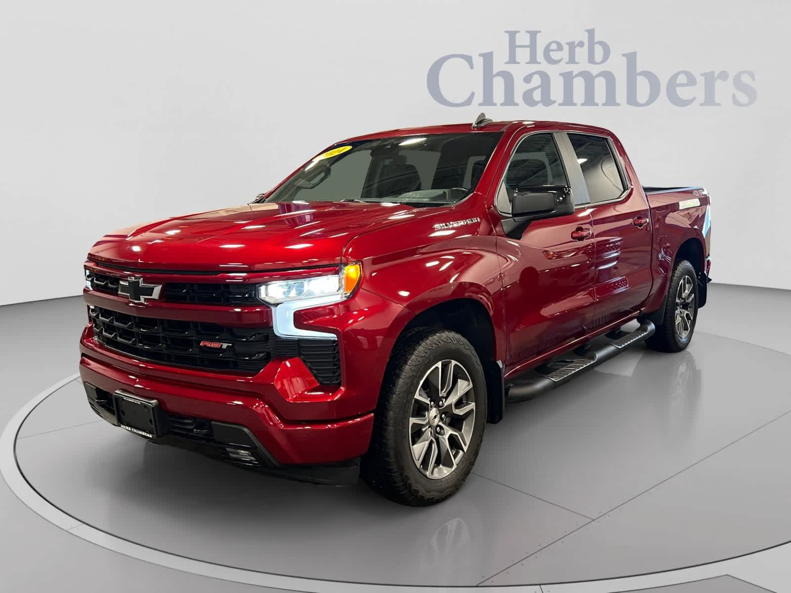 Used 2024 Chevrolet Silverado 1500 RST w/ LPO, Liner Protection Package AWD/4WD image 4