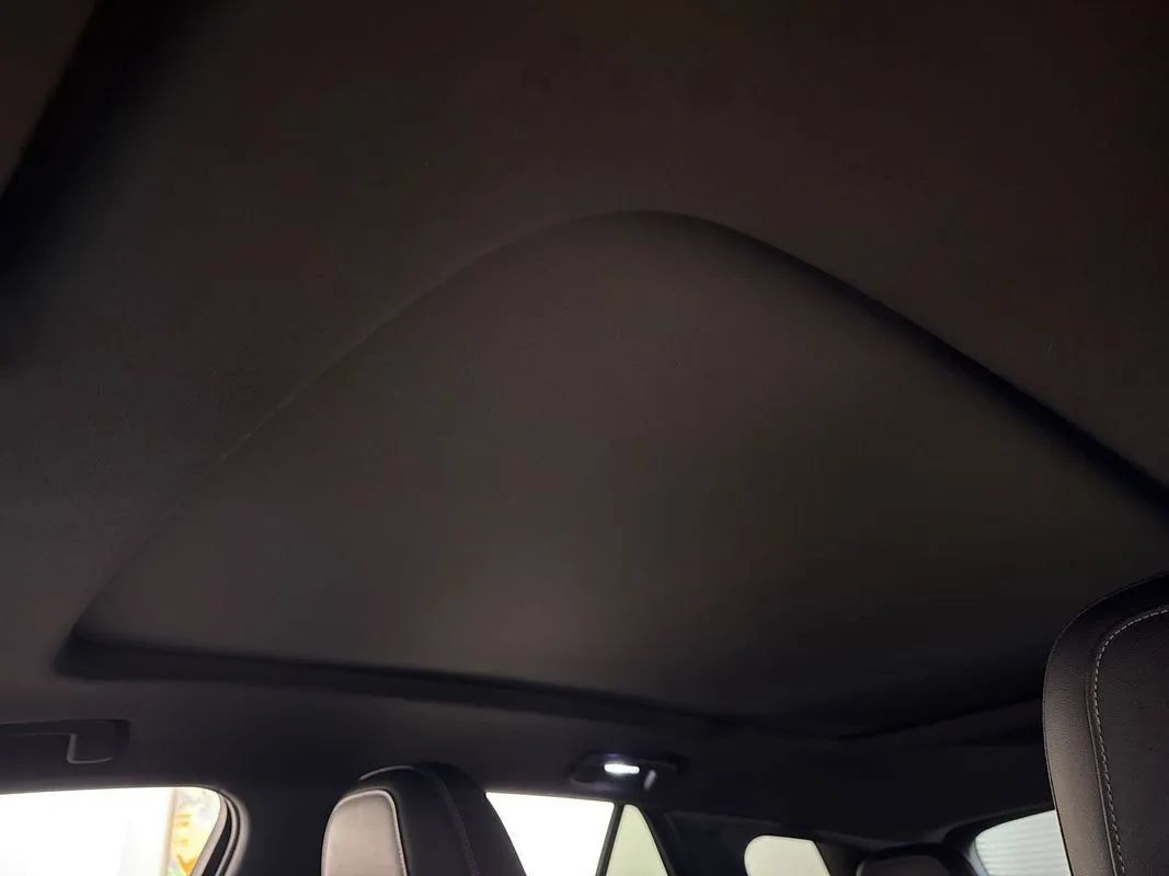 Used 2024 Chevrolet Blazer EV LT AWD/4WD image 97