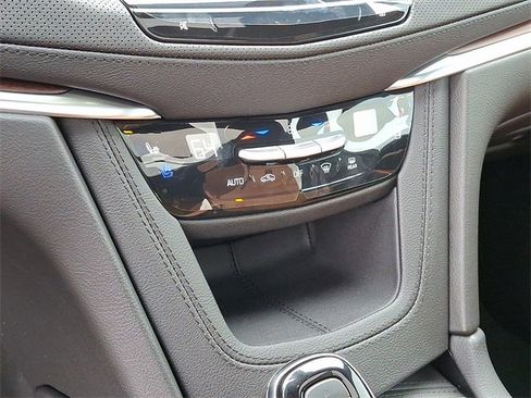 New 2025 Cadillac XT5 Premium Luxury image 12