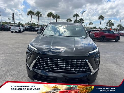 New 2026 Buick Enclave Avenir w/ Super Cruise Package FWD image 2