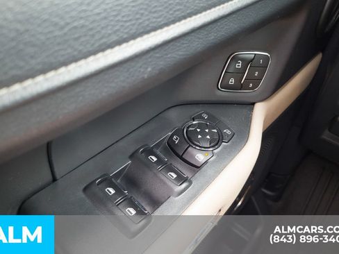 Used 2022 Ford Expedition Max Limited RWD image 16