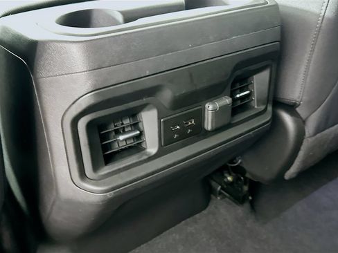 Used 2022 Chevrolet Silverado 1500 LT Trail Boss w/ Bed Protection Package AWD/4WD image 32