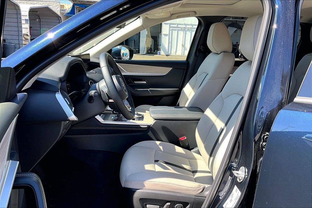 Certified 2026 MAZDA CX-90 3.3 Turbo w/ Preferred Package AWD/4WD image 14