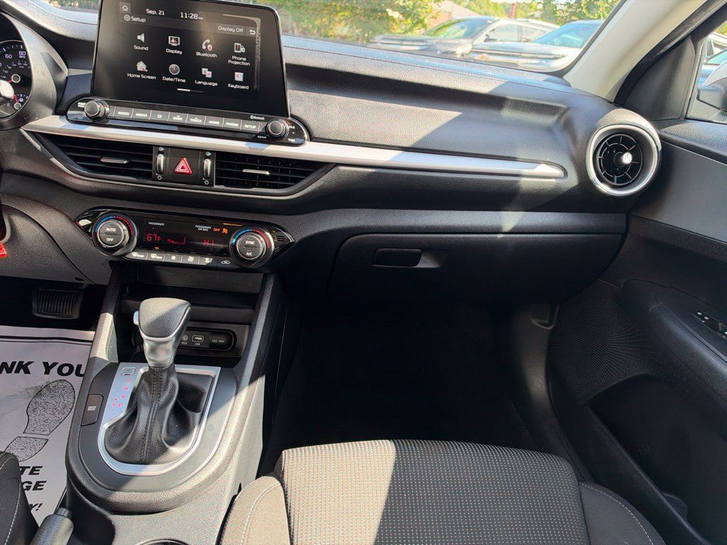 Used 2019 Kia Forte LXS FWD image 23