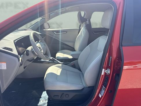 Used 2023 Kia Niro Wind w/ Wind Preserve Package FWD image 9