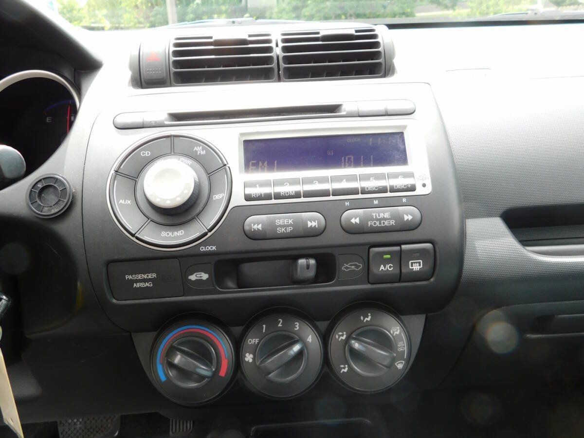 Used 2008 Honda Fit Sport image 11