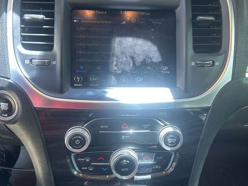 Used 2020 Chrysler 300 Touring w/ Sport Appearance Package RWD image 12