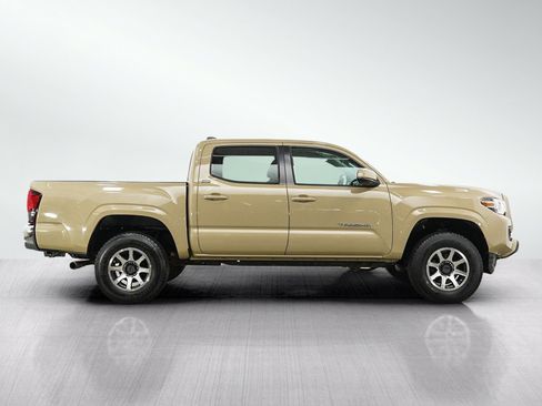 Used 2019 Toyota Tacoma SR5 RWD image 6