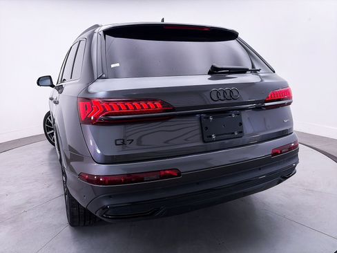 Used 2023 Audi Q7 3.0T Prestige AWD/4WD image 12