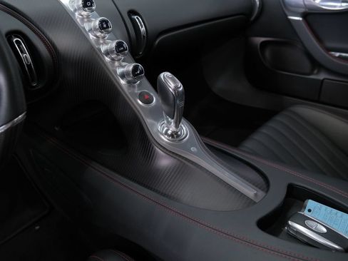 Used 2018 Bugatti Chiron AWD/4WD image 15