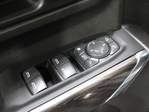 Used 2022 Chevrolet Silverado 2500 LTZ w/ LTZ Plus Package AWD/4WD image 7