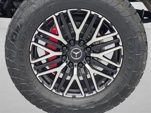Used 2017 Mercedes-Benz G 550 Squared image 23