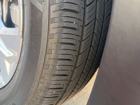 Used 2024 Honda HR-V LX image 5