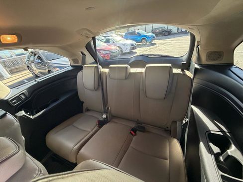 Used 2022 Honda Odyssey Elite image 9
