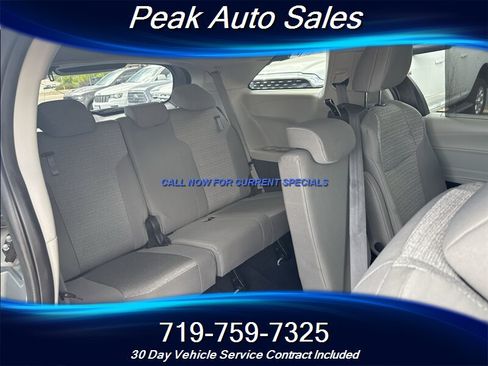 Used 2022 Toyota Sienna LE AWD/4WD image 31