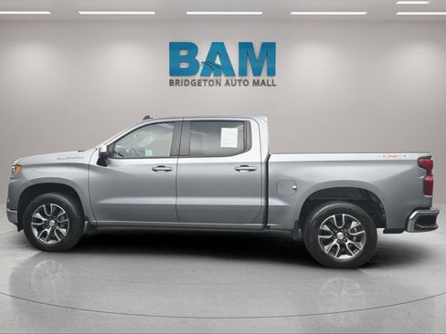 Used 2023 Chevrolet Silverado 1500 LT image 4