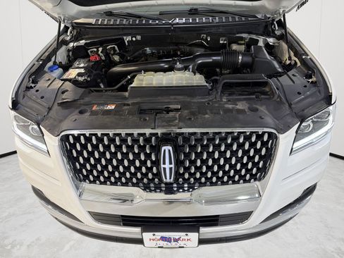 Used 2023 Lincoln Navigator Black Label AWD/4WD image 32