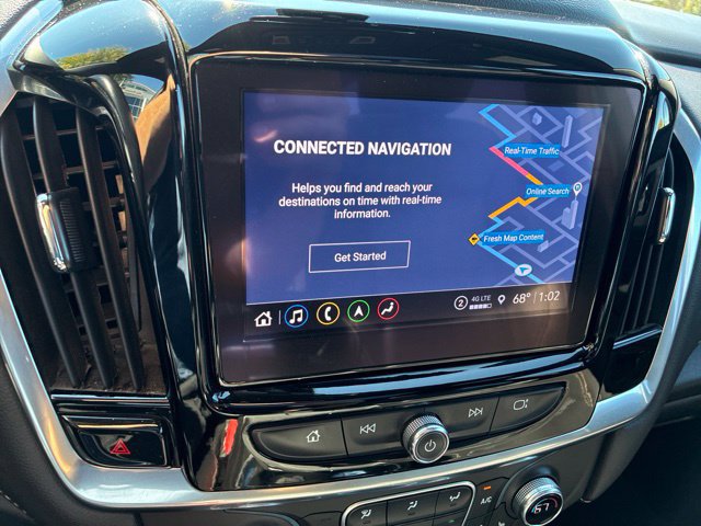 Used 2022 Chevrolet Traverse LT w/ LT Premium Package FWD image 24