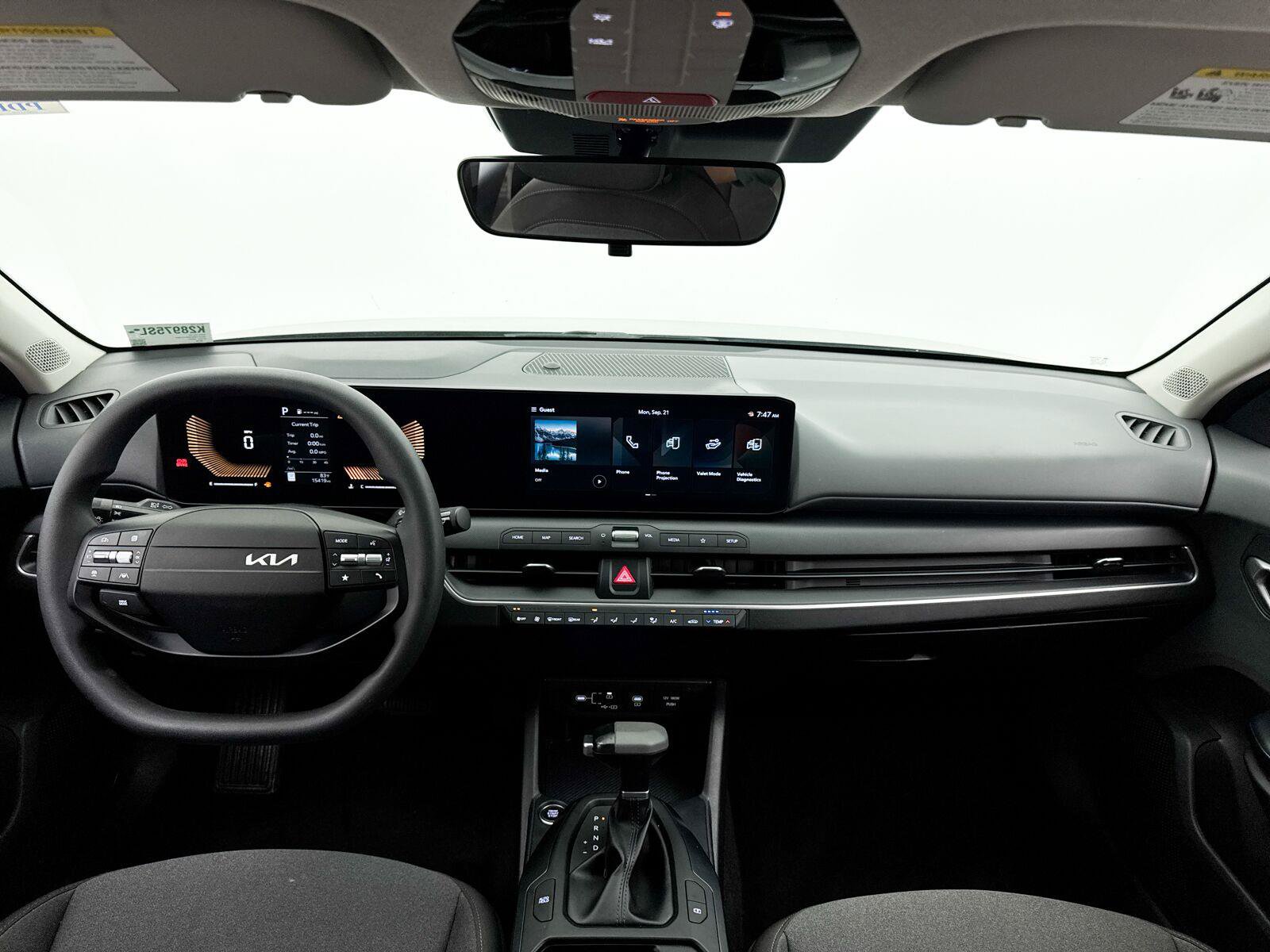 Used 2025 Kia K4 FWD image 20