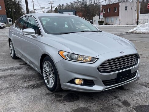 Used 2015 Ford Fusion SE w/ Equipment Group 202A image 7