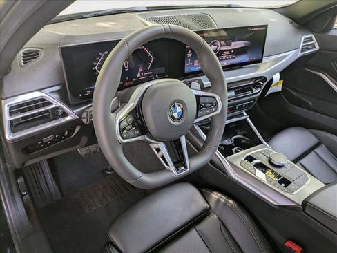 Used 2025 BMW 330i xDrive Sedan image 3