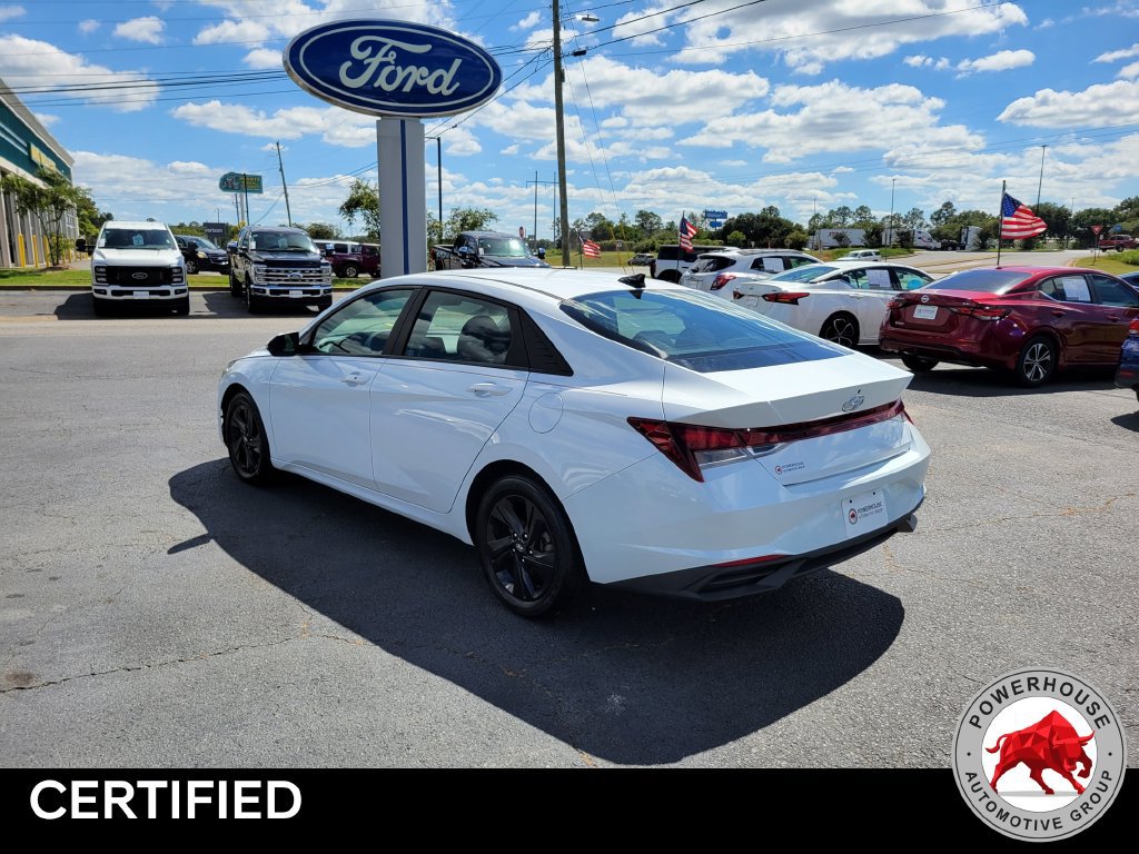 Used 2021 Hyundai Elantra SEL FWD image 4