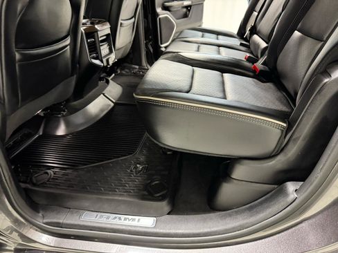 Used 2021 RAM 1500 Laramie image 21