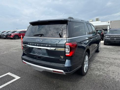 Used 2022 Ford Expedition Max Limited RWD image 2