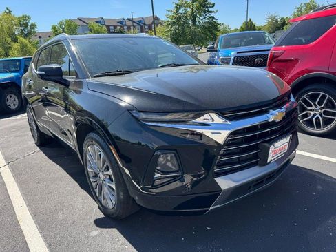 Used 2021 Chevrolet Blazer Premier w/ Driver Confidence II Package AWD/4WD image 4