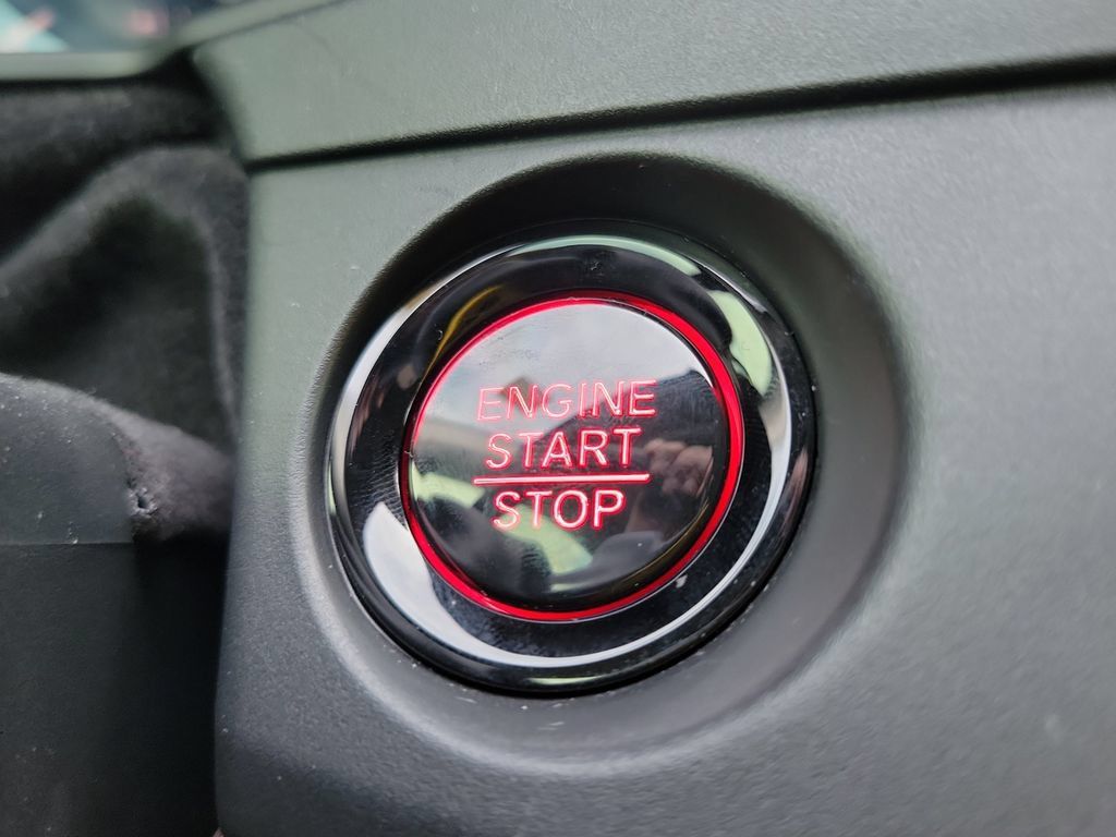 Used 2025 Honda Accord SE image 40
