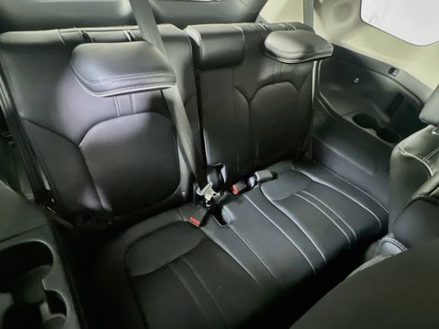 Used 2023 Honda Pilot Elite image 27