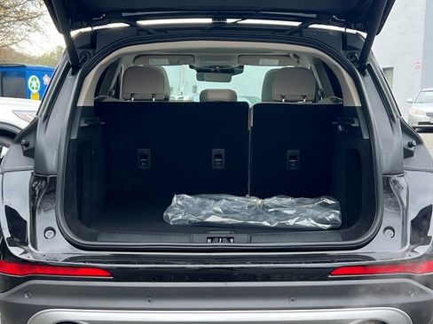 New 2026 Lincoln Corsair Premiere image 15