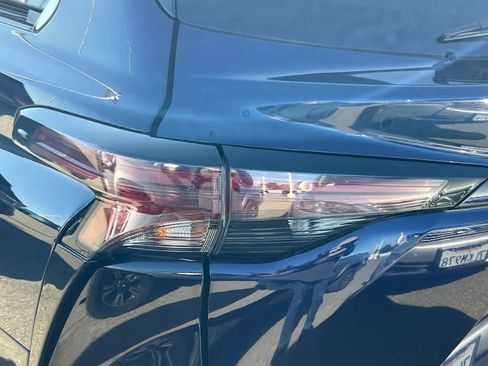 Certified 2023 Toyota Sienna LE FWD image 20