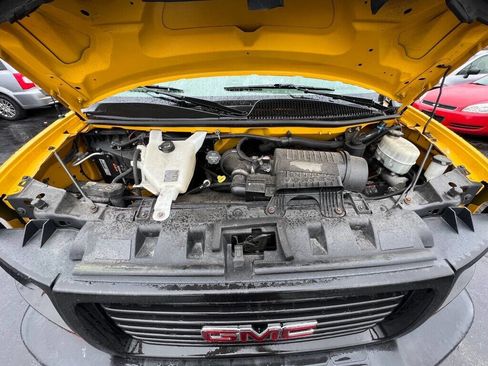 Used 2016 GMC Savana 3500 Extended image 9