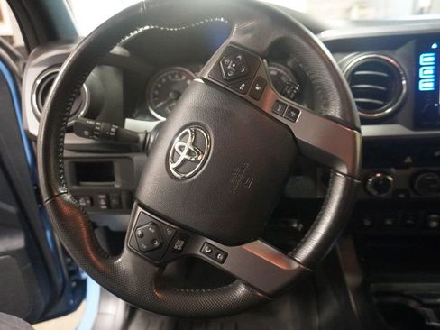 Used 2018 Toyota Tacoma TRD Pro image 10