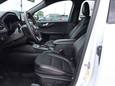 Used 2023 Ford Escape ST-Line w/ Tech Pack #1 FWD image 10