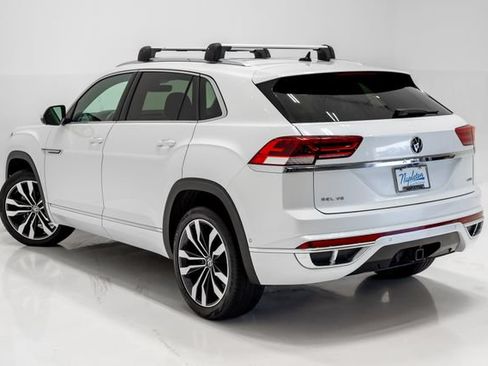 Used 2023 Volkswagen Atlas Cross Sport SEL Premium R-Line AWD/4WD image 31