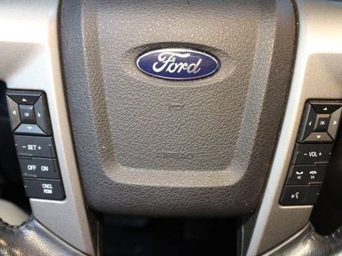 Used 2016 Ford Expedition Limited AWD/4WD image 23