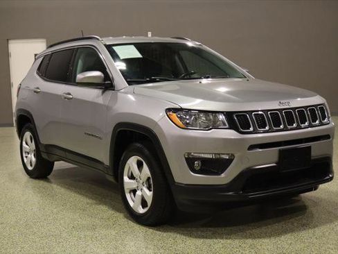 Used 2018 Jeep Compass Latitude w/ Popular Equipment Group image 1