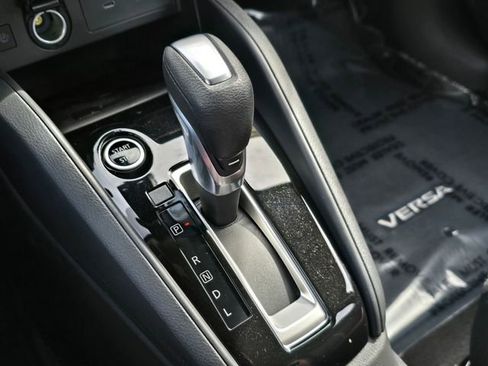 New 2025 Nissan Versa SR image 29
