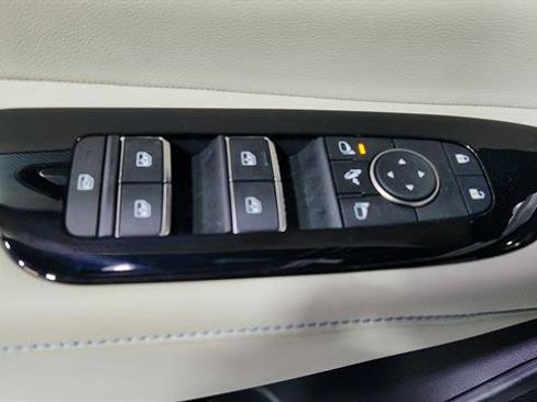 Certified 2025 Nissan Murano Platinum w/ Cargo Package image 22