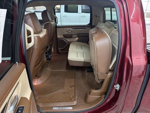 Used 2021 RAM 1500 Laramie image 25