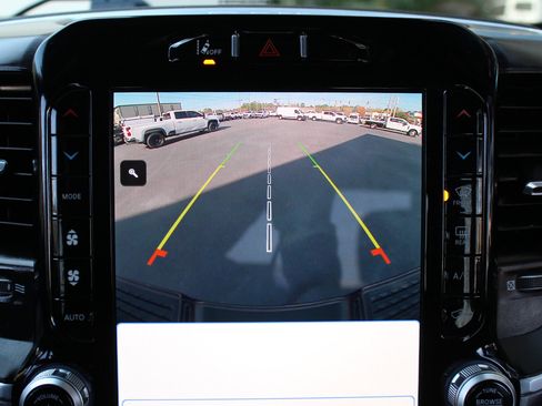 Used 2024 RAM 2500 Big Horn w/ Night Edition image 30