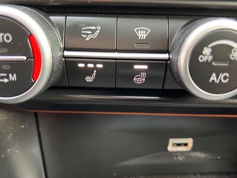 Used 2018 Alfa Romeo Giulia Ti w/ TI Leather Package image 45