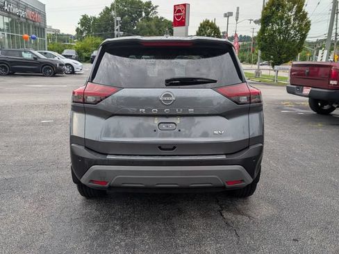 Used 2023 Nissan Rogue SV FWD image 4