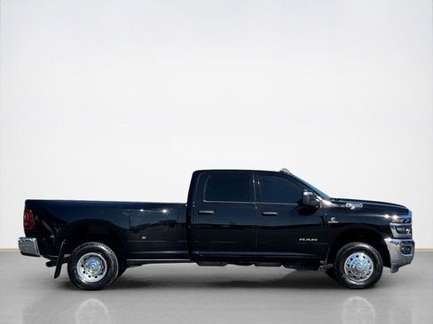 Used 2025 RAM 3500 Big Horn image 8