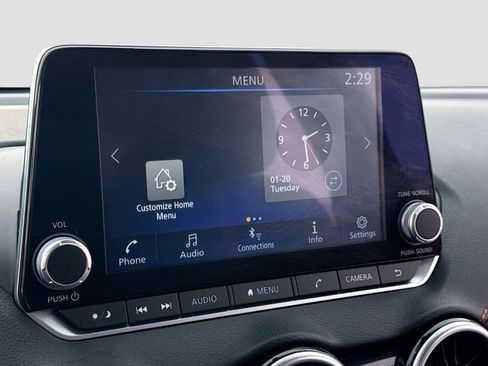 Used 2022 Nissan Sentra SR w/ Trunk Package image 9