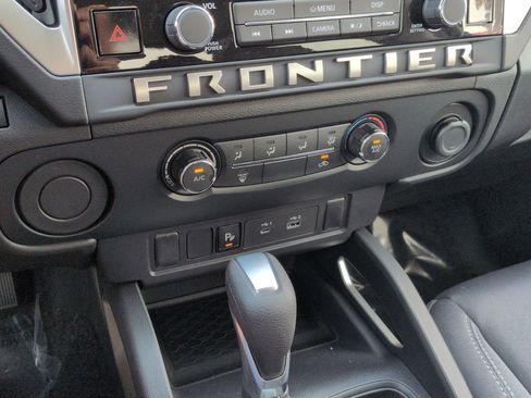 New 2026 Nissan Frontier SV w/ Tow Package RWD image 19
