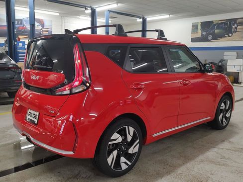Used 2024 Kia Soul GT-Line FWD image 29